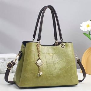 Sac à main pour femme en cuir de bonne qualité, léger et durable, grande capacité, idéal pour les voyages quotidiens, les sorties en plein air, les affaires, fermeture éclair, polyester - Product Image 2