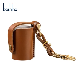 Vintage phim da trường hợp bảo vệ cho máy ảnh phim lưu trữ thiết kế bền vững với mặt dây chuyền - Product Image 1