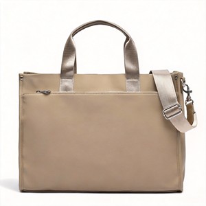 Large Capacity <b>Briefcases</b> and Laptop Tote Bags for Men Fashion Vegetable Tanned Hand Held Travel Bags - Product Image 2