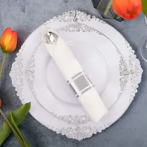 Assiettes de présentation baroques rondes élégantes de 13 pouces en plastique blanc gaufré Décoration de mariage Vaisselle Assiettes de présentation sur jante