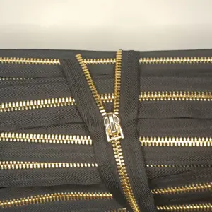 Gold High-end Big No8 Metal Zip Roll Sustainable Metal Zippers For Clothes Bags Shoes