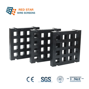 Panneau <span class=keywords><strong>de</strong></span> criblage modulaire en caoutchouc à ouverture carrée, haute élasticité, anti-écrasement, pour <span class=keywords><strong>le</strong></span> criblage <span class=keywords><strong>de</strong></span> fer, <span class=keywords><strong>de</strong></span> roche, <span class=keywords><strong>de</strong></span> basalte et <span class=keywords><strong>de</strong></span> calcaire - Vente chaude - Product Image 1