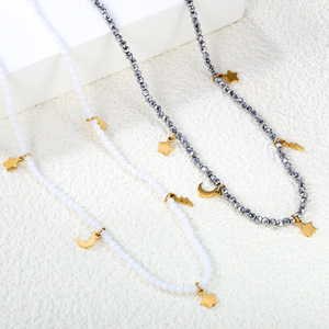 สร้อยคอประดับลูกปัดสไตล์มินิมอลแบบยุโรปอเมริกันสำหรับผู้หญิง ประดับมุกเทียมรูปดาวและพระจันทร์ สร้อยคอคล้องไหปลาร้า ของขวัญเครื่องประดับ - Product Image 2