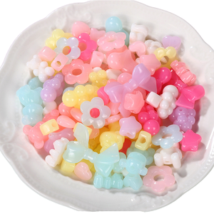 ลูกปัดอะคริลิครูปดอกไม้หลากสีขนาด15*15มม. สร้อยข้อมือรูปดอกไม้ห้าดอกสำหรับทำเครื่องประดับ - Product Image 4