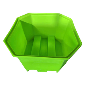 Mangeoire en plastique pour bétail Mangeoire pour animaux en plastique Mangeoire pour bovins chevaux moutons et chèvres Mangeoire pour usage agricole - Product Image 1