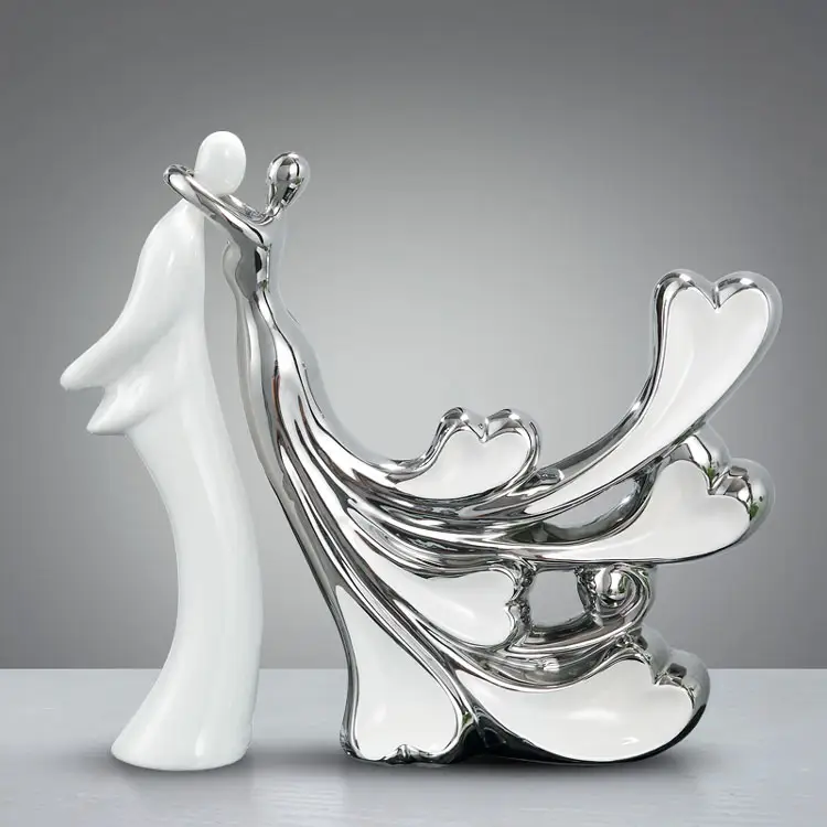 Silver white couple love hugging luxury wedding gift decoration ceramic table decor for home