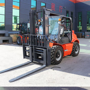 Strikt Geselecteerde China Fabrikant 4 Wheel Drive Off Road Vorkheftruck 4X4 Diesel Heftrucks Buitenshuis Gebruik Draagbare Ruw Terrein Vorkheftruck - Product Image 6