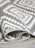 Tapis de pique-nique en plastique nouvelle collection, accessoire de plage pliable et réversible, idéal pour l'extérieur et l'intérieur