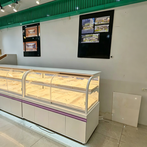 Refrigerador comercial curvo <span class=keywords><strong>de</strong></span> vidrio para exhibición <span class=keywords><strong>de</strong></span> <span class=keywords><strong>repostería</strong></span>, vitrina <span class=keywords><strong>de</strong></span> pasteles <span class=keywords><strong>de</strong></span> doble nivel con iluminación LED para pastelería - Product Image 3