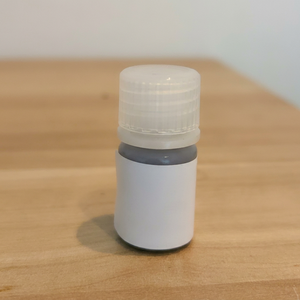 Perles magnétiques fonctionnalisées en aminoacides de qualité supérieure pour la séparation, la purification et la recherche en laboratoire des biomolécules - Product Image 1