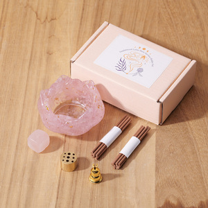 Portaincenso in Resina con Cristalli Naturali a Forma di Loto, Bruciatore di Incenso per Casa, Yoga, Meditazione e Decorazione Spirituale - Product Image 1