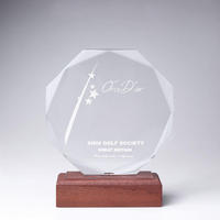 Vente en gros Trophée Octogone en cristal avec base en bois Gravure personnalisée et modèle d'impression UV MH-J996