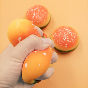 Divertido y Adorable Juguete Antiestrés de Hamburguesa, Simulación de Comida, Juguete de Compresión TPR, Pelota Antiestrés - Product Image 3