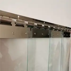 Cortina de puerta de tira de PVC de vinilo transparente a prueba de viento impermeable antidesgarro para exteriores