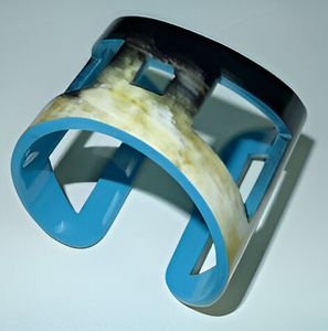 Bracelet en corne de buffle naturelle polie, artisanal du Vietnam, par Minh Giang Craft, bijou unique et biologique, cadeau pour femmes - Product Image 2