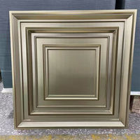Dalles de plafond PVC 3D modernes très vendues 1,64x1,64 pieds, étanches, ignifuges, épaisseur 0,6 mm, forme carrée, panneau de plafond en grille PVC