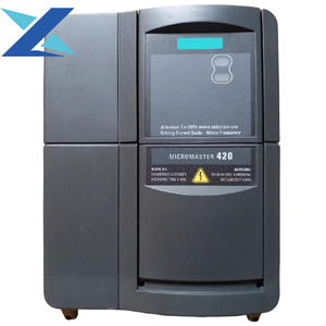 Siemens Nouveau Original 6SE64202UC222BA1 Micromaster 420 Contrôle Industriel 6SE6420-2UC22-2BA1 Variateur de Fréquence VFD - Product Image 1