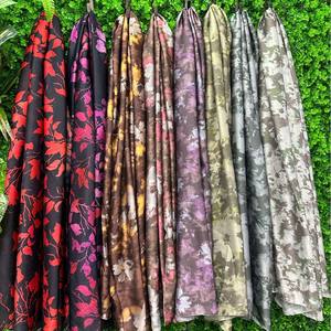 Châle Musulman Hijab Mixte Satin Imprimé Aquarelle Modal Musulman Ramadan Ethnique Grande Taille Imprimé Châle pour Hijab - Product Image 5