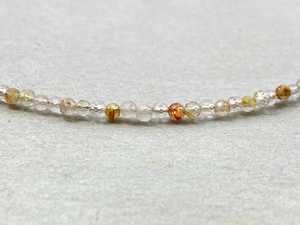 Gargantilla de Cuarzo Rutilado Dorado, Joyería Delicada con Piedras Preciosas, Cuentas Microfacetadas, Collar de Cristal, Joyería Minimalista, Pequeñas Piedras Preciosas - Product Image 3