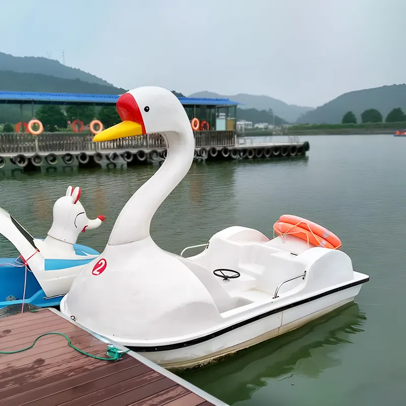Hot Selling Cheap Price Water Park Leisure Fiberglass Swan Pedal Boat For Sale