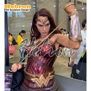 Busto <span class=keywords><strong>de</strong></span> Resina Personalizado <span class=keywords><strong>de</strong></span> Alta Calidad <span class=keywords><strong>de</strong></span> la Película <span class=keywords><strong>de</strong></span> la Mujer Maravilla <span class=keywords><strong>de</strong></span> <span class=keywords><strong>Marvel</strong></span> para la Venta - Product Image 2