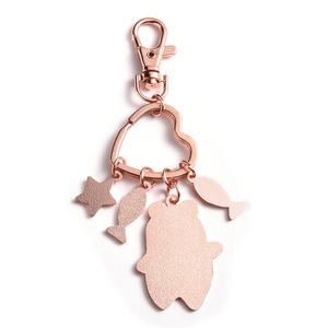 Porte-clés personnalisé en métal émaillé doux, motif dessin animé mignon - Product Image 4