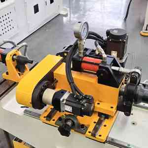 <span class=keywords><strong>18</strong></span> <span class=keywords><strong>cintreuse</strong></span> de tuyaux entièrement automatique <span class=keywords><strong>cintreuse</strong></span> de tubes multifonction meilleur prix <span class=keywords><strong>cintreuse</strong></span> de tuyaux - Product Image 5