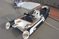 Bateau pneumatique de luxe en fibre de verre CE certifié 6M Hypalon Rib 600 pour la pêche en eaux océaniques et les yachts
