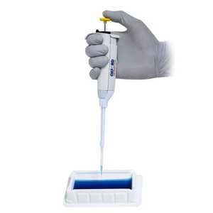Pipeta Manual Multicanal Oxford Bio Instruments AE para Manipulación de Líquidos en Microplacas - Product Image 1