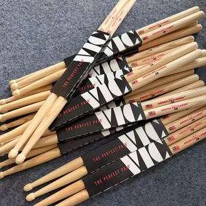 Baquetas Vic Firth American Classic 5A 5B 7A 5AN 2B con punta de madera. Admite personalización. - Product Image 3