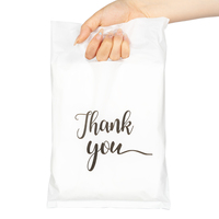 Vente en gros Sacs en plastique découpés à l'emporte-pièce avec logo pour le shopping au design personnalisé