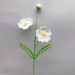 Bouquet di Margherite Multiple Fatte a Mano in Cotone all'Uncinetto, Steli Floreali Personalizzabili, OEM, Ingrosso, Decorazioni per Casa, Matrimoni e Natale - Product Image 6