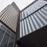 Panneaux de mur-rideau en verre en alliage d'aluminium modernes, ignifuges, étanches, système de façade anodisée pour les halls extérieurs de centres commerciaux et d'hôtels