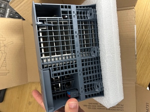 6ES75184AP000AB0 6ES7518-4AP00-0AB0 โมดูลซีพียูอุตสาหกรรมสำหรับระบบอัตโนมัติ PLC - Product Image 3