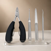 Kit de manucure professionnel 4 pièces, pousse-cuticules en métal avec coupe-cuticules pour éliminer les peaux mortes des ongles