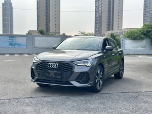 <span class=keywords><strong>Audi</strong></span> <span class=keywords><strong>Q3</strong></span> 40 TFSI <span class=keywords><strong>2022</strong></span> d'occasion gris, SUV de luxe à <span class=keywords><strong>prix</strong></span> abordable, <span class=keywords><strong>Audi</strong></span> <span class=keywords><strong>Q3</strong></span> d'occasion pour l'exportation mondiale - Product Image 3