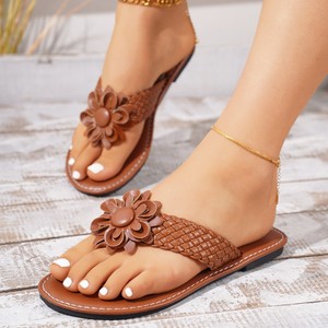 Sandales à clipser pour femmes 2025 – Style rétro, mules croisées, grandes tailles, à boucle plate et bout ouvert - Product Image 5