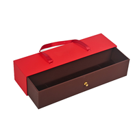 Boîtes cadeaux longues de luxe léger avec boucle dorée et éléments personnalisables pour l'emballage d'articles fins et de petite taille haut de gamme