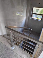 Rampe d'escalier et balustrade de balcon en acier inoxydable de style moderne pour appartements