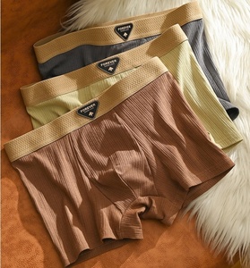 Bequeme Herren-Baumwollunterwäsche Atmungsaktive Weiche Boxershorts Mittlere Taillenhöhe Slips Kurz für Männer Großhandel - Product Image 1