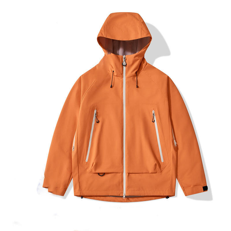 "Uomini e donne con" il sole arancione