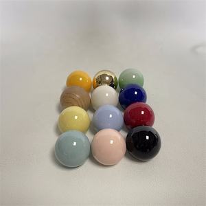 ฝาครอบน้ำหอมพลาสติกสีดำแบบหรูหรา ไม่ซ้ำใคร ทรงกลม รุ่น FEA15 สำหรับขวดน้ำหอม - Product Image 6