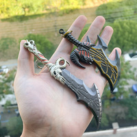 Porte-clés en métal de type hache et épée, pendentif fantaisie pour hommes, breloque pour sac de voiture, accessoire de cosplay, cadeau pour les fans de jeux