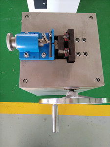Manual <span class=keywords><strong>Charpy</strong></span> 2mm <span class=keywords><strong>v</strong></span>-<span class=keywords><strong>notch</strong></span> mesin sapu Impact untuk uji Impact - Product Image 5