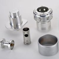 Pièces en alliage d'aluminium usinées avec précision par CNC, bride en aluminium tournée sur mesure par CNC, composants de dissipateur thermique et de boîtier