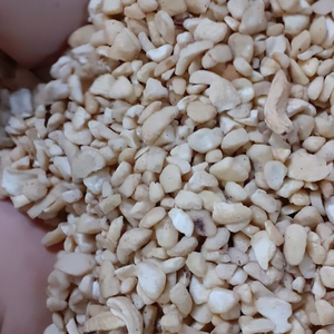 Noix de cajou cassées de Binh Phuoc Vietnam noix de cajou cassées de haute qualité SP - Product Image 1