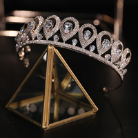 Couronne de mariée élégante en alliage de luxe avec cristaux de zircon pour bal de promo et anniversaire