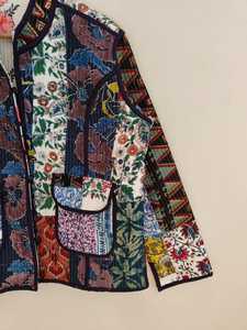 Chaqueta Bomber de Algodón con Parches Variados, Chaqueta Acolchada Hecha a Mano, Estilo Bohemio Étnico con Estampado Floral, Reversible, Ecológica para Mujer - Product Image 4