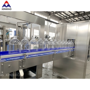 Machine d'embouteillage de capsulage de remplissage d'<span class=keywords><strong>eau</strong></span> pure automatique de type linéaire 4-4-1 500BPH de bouteille de <span class=keywords><strong>jerrican</strong></span> en plastique de 5 litres - Product Image 6