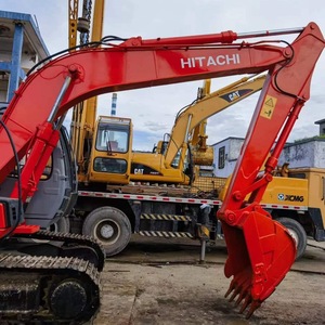 Excavadoras de cadenas Hitachi EX120 de 12 toneladas de segunda mano con pocas horas de uso, de Japón, con certificación CE, accesorio de pulgar usado, acoplador rápido y martillo rompedor. - Product Image 5